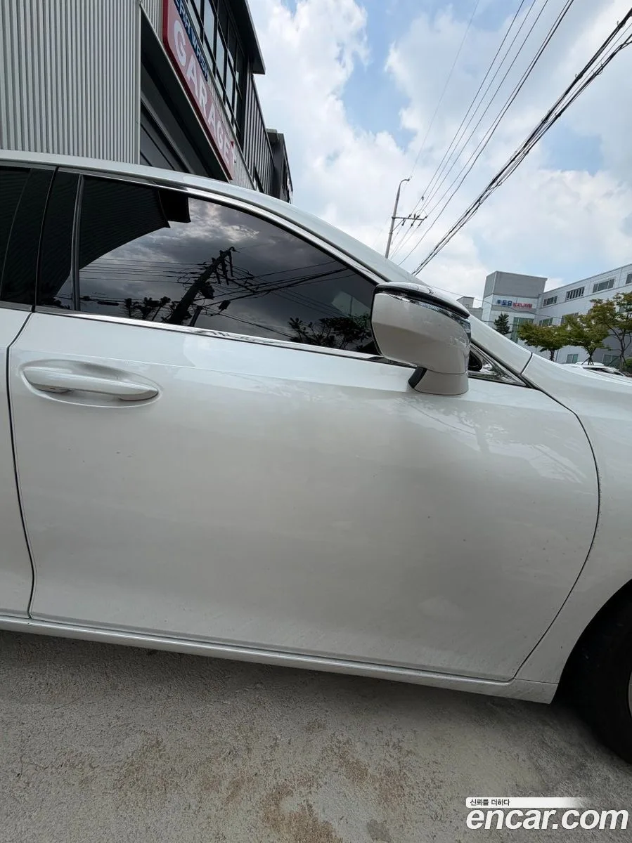 Lexus ES 300h 2023 — миниатюра 4