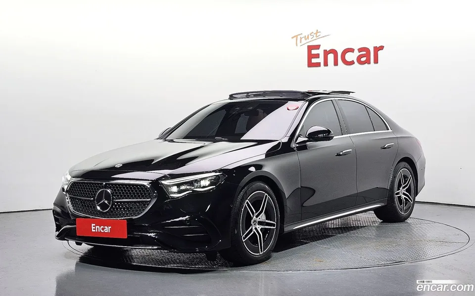 Mercedes-Benz E-Class E300 4MATIC AMG Line 2025 — photo 1, buy with delivery to Moscow