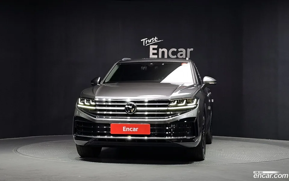 Volkswagen Touareg 3.0 TDI 2024 — миниатюра 3