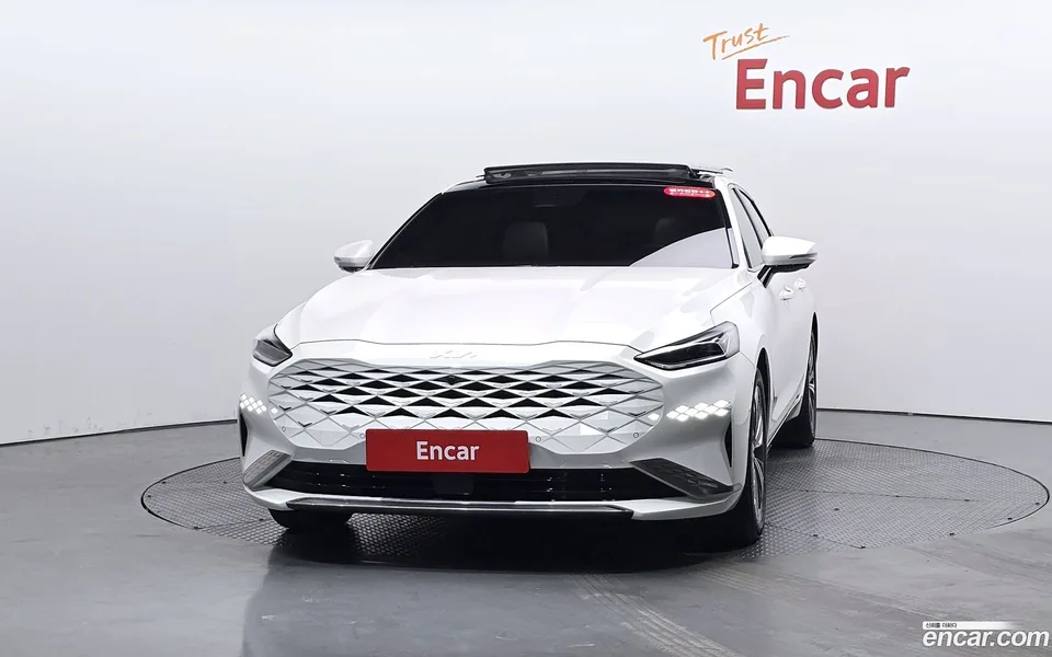 Kia K8 Hybrid 2023 — thumbnail 3