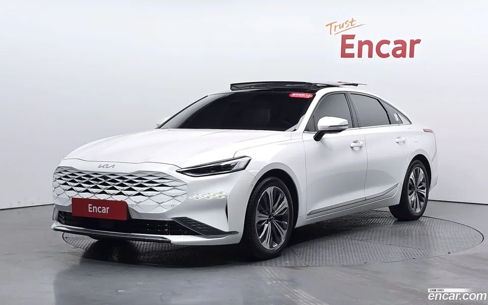 Kia K8 Hybrid 2023 — photo 1, buy with delivery to Moscow