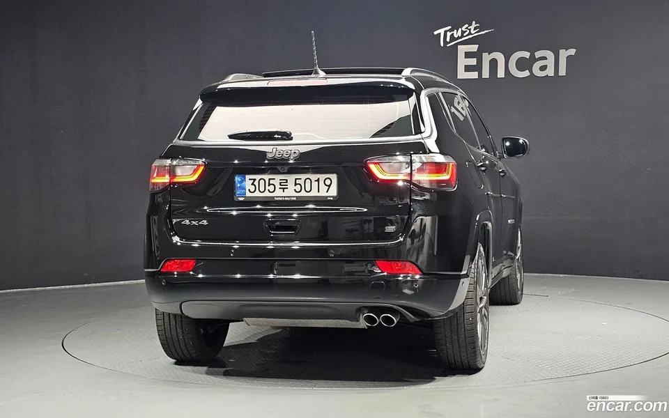 Jeep Compass S 2.4 AWD 2022 — thumbnail 4
