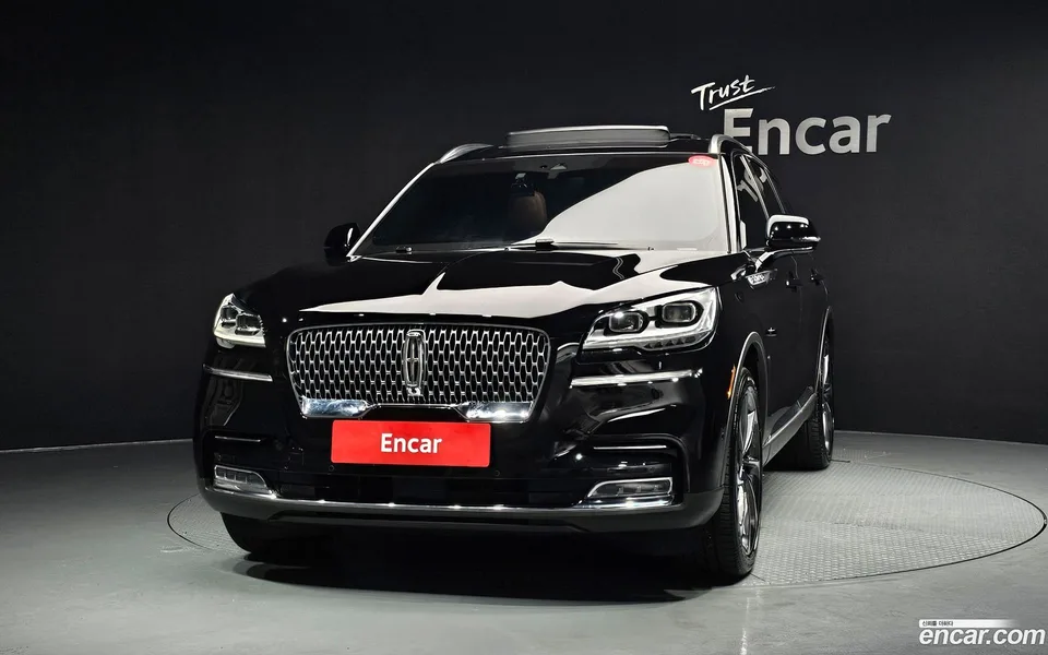 Lincoln Aviator 3.0 AWD 2023 — thumbnail 3