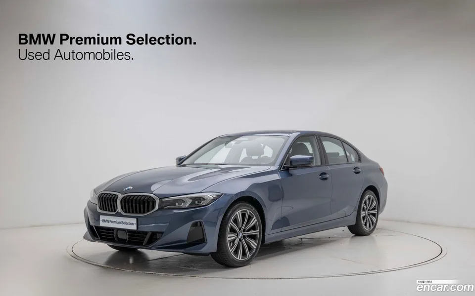BMW 3 Series 320i 2025 — photo 1, buy with delivery to Moscow