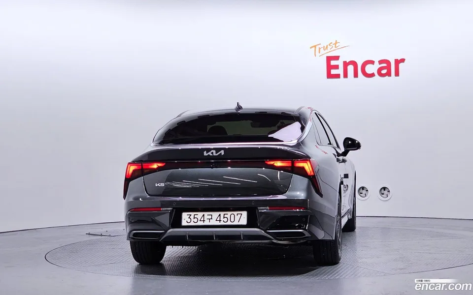 Kia K5 2.0 2024 — thumbnail 4