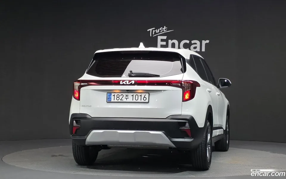 Kia Seltos 2.0 2WD 2025 — thumbnail 4