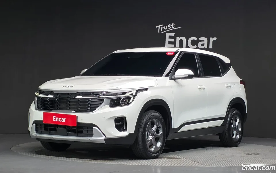 Kia Seltos 2.0 2WD 2025 — photo 1, buy with delivery to Moscow