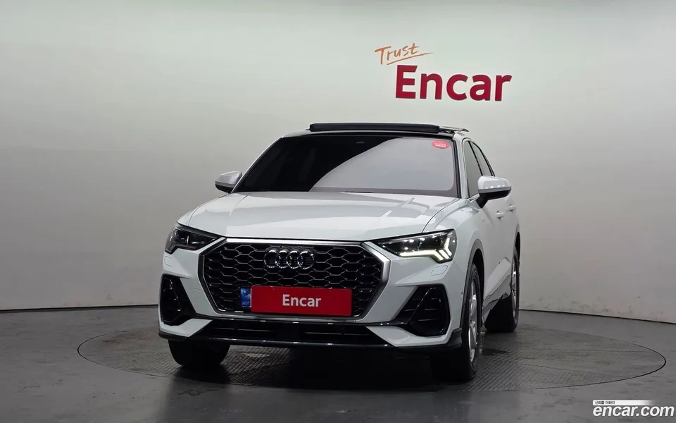Audi Q3 35 TDI 2023 — thumbnail 3
