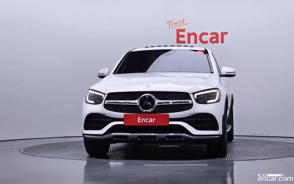 Mercedes-Benz GLC-Class GLC300 4MATIC 2023 — thumbnail 3