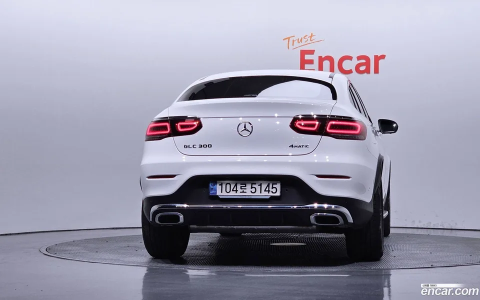 Mercedes-Benz GLC-Class GLC300 4MATIC 2023 — thumbnail 4
