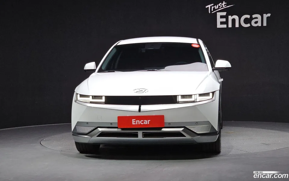 Hyundai Ioniq 5 2022 — thumbnail 3