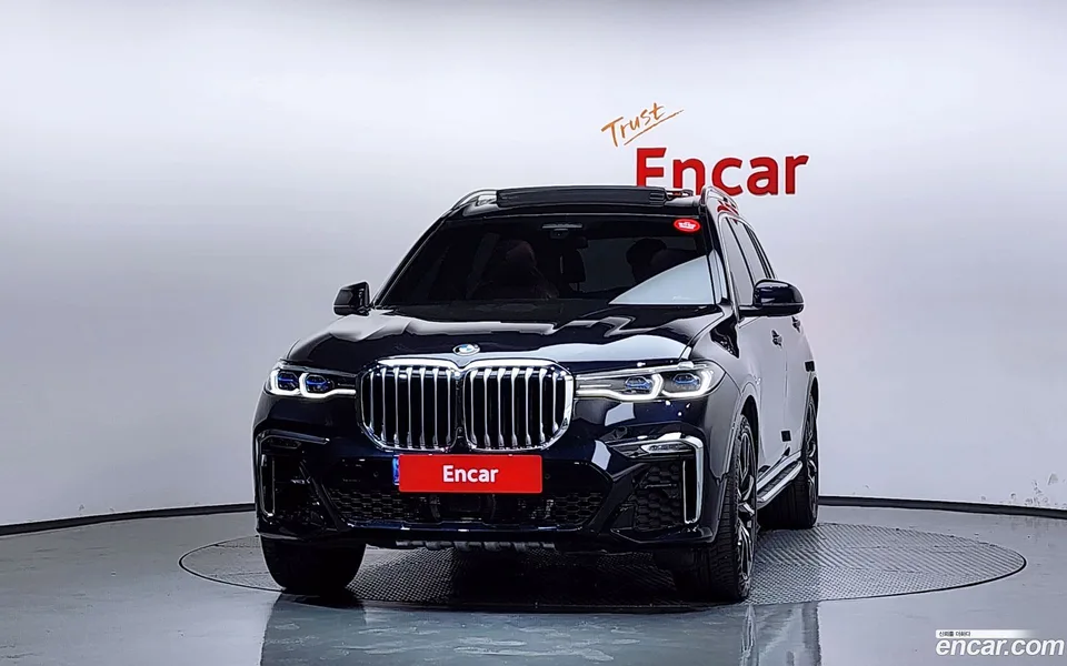 BMW X7 xDrive 40i M 6 2022 — thumbnail 3