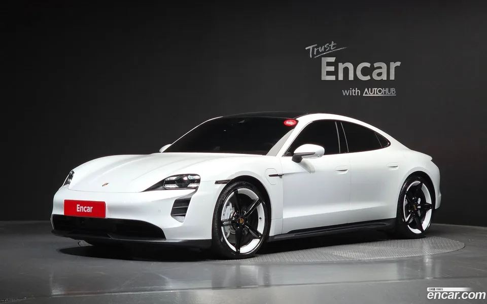 Porsche Taycan GTS 2023 — photo 1, buy with delivery to Moscow