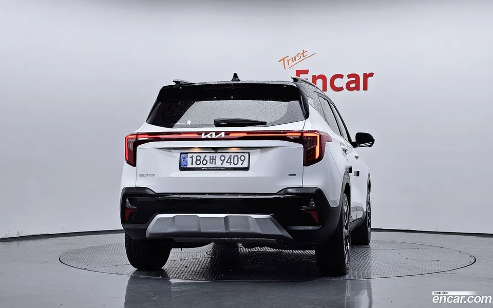 Kia Seltos 1.6 4WD 2024 — thumbnail 4