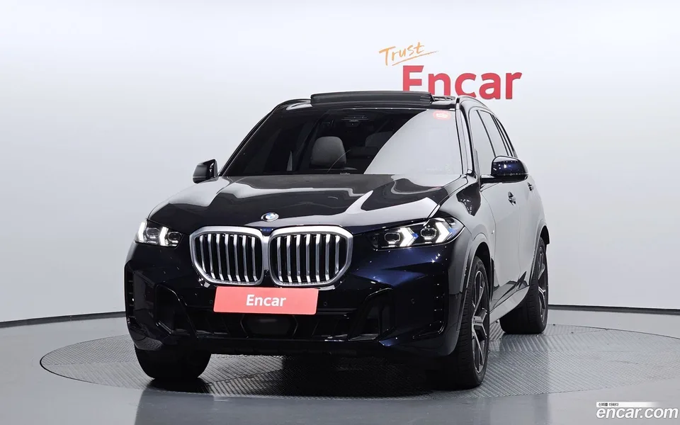 BMW X5 xDrive 40i M 2025 — thumbnail 3