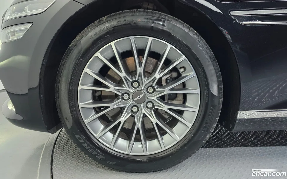 Genesis G80 2.5 2WD 2022 — thumbnail 2