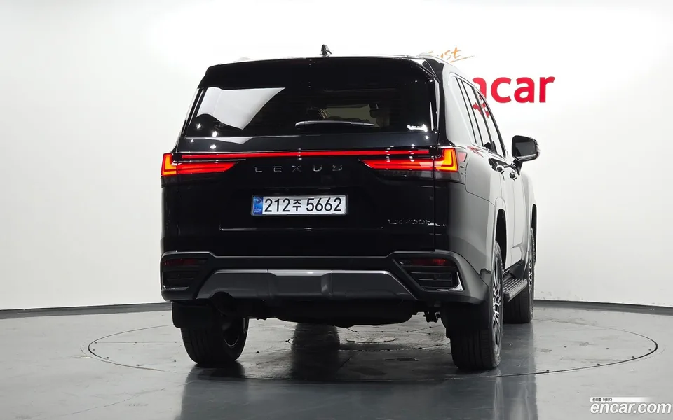 Lexus LX 700h 2026 — thumbnail 4