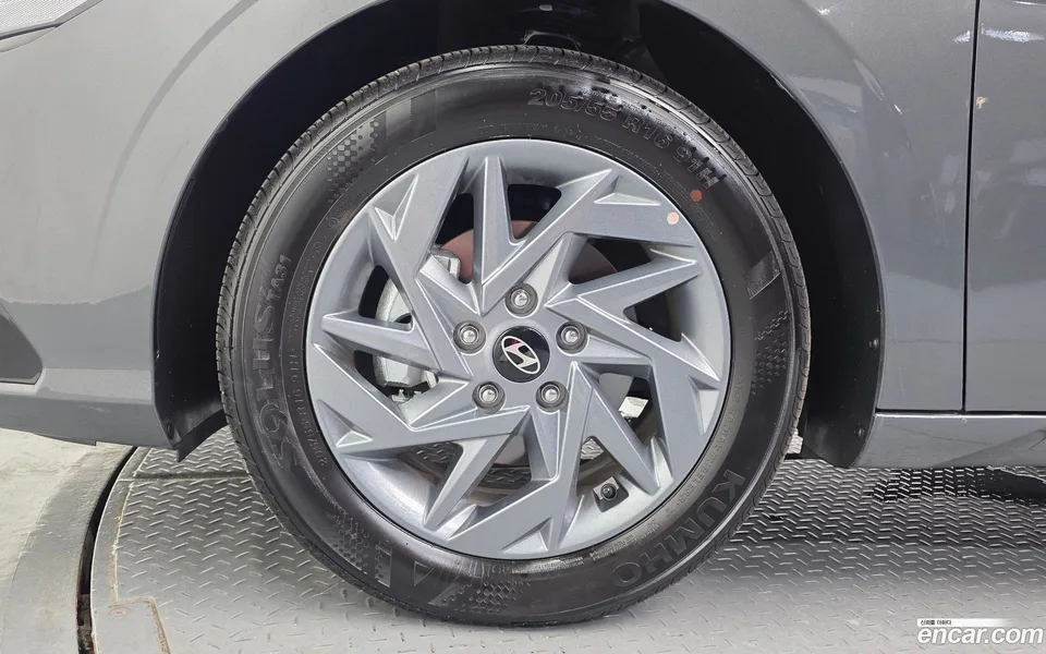 Hyundai Avante CN7 1.6 2025 — thumbnail 5