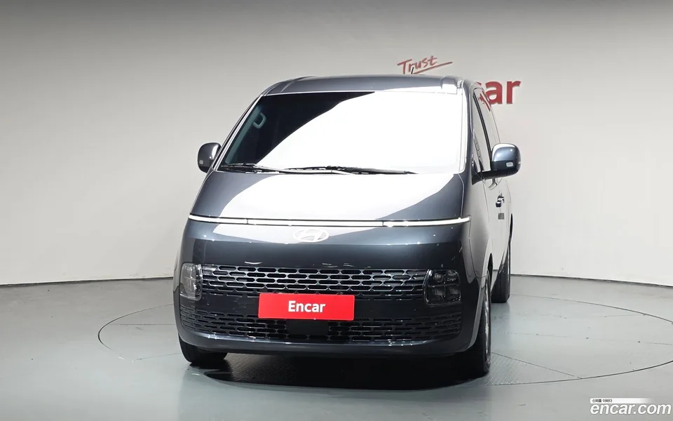 Hyundai Staria 5 2024 — thumbnail 3