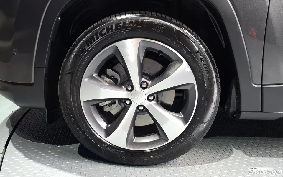 Jeep Cherokee 2.4 2WD 2022 — thumbnail 2