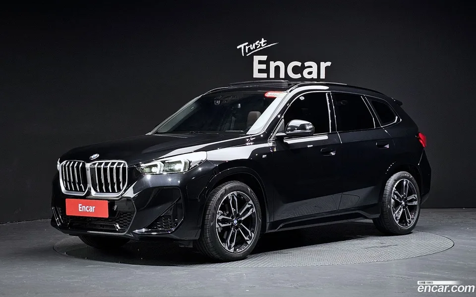 BMW X1 xDrive 20i M 2025 — photo 1, buy with delivery to Moscow