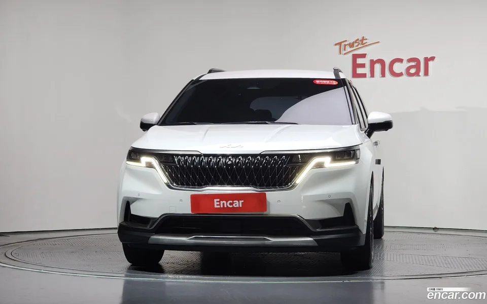 Kia Carnival 9 2022 — thumbnail 3