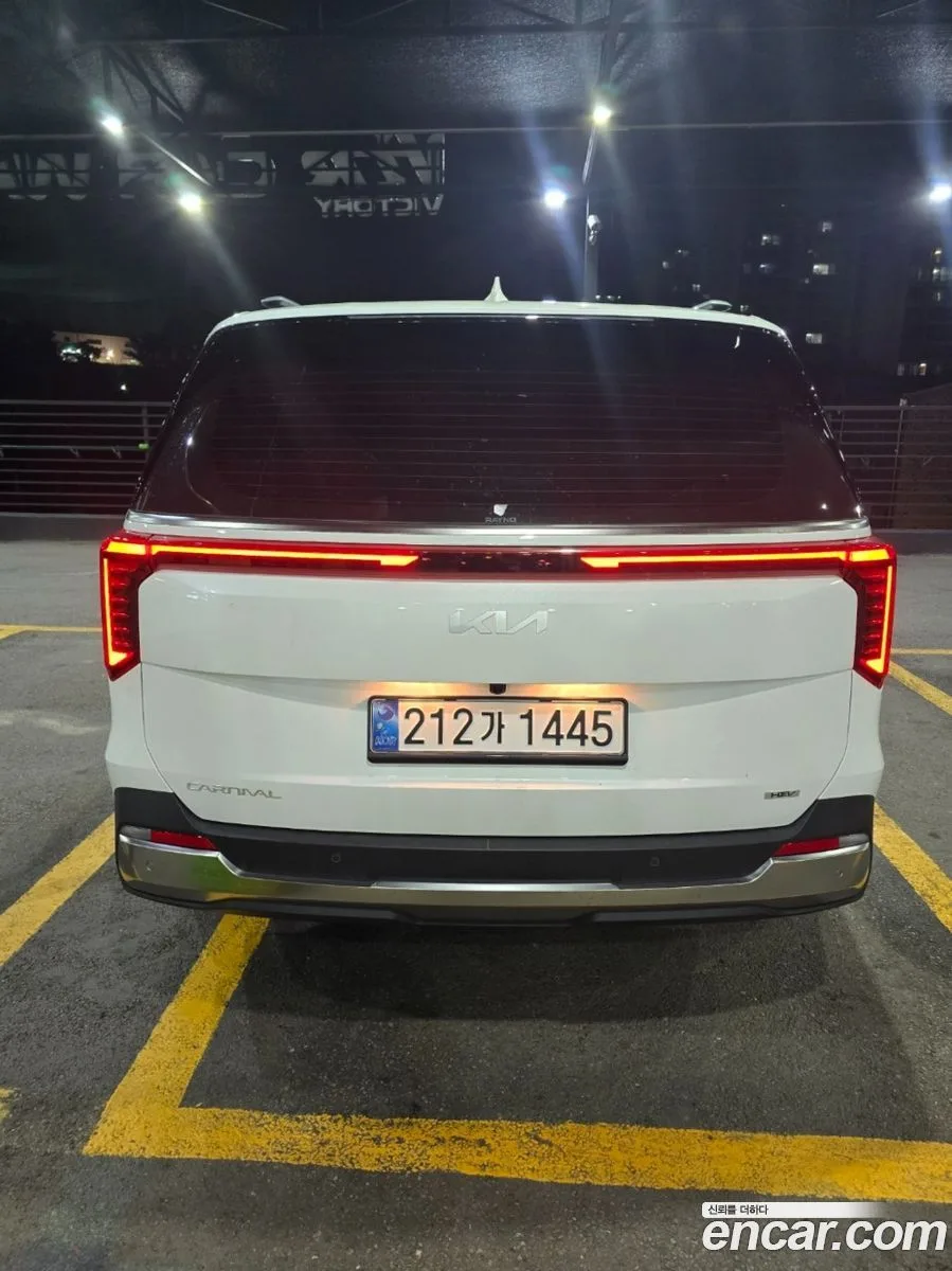 Kia Carnival HEV 9 2026 — thumbnail 4