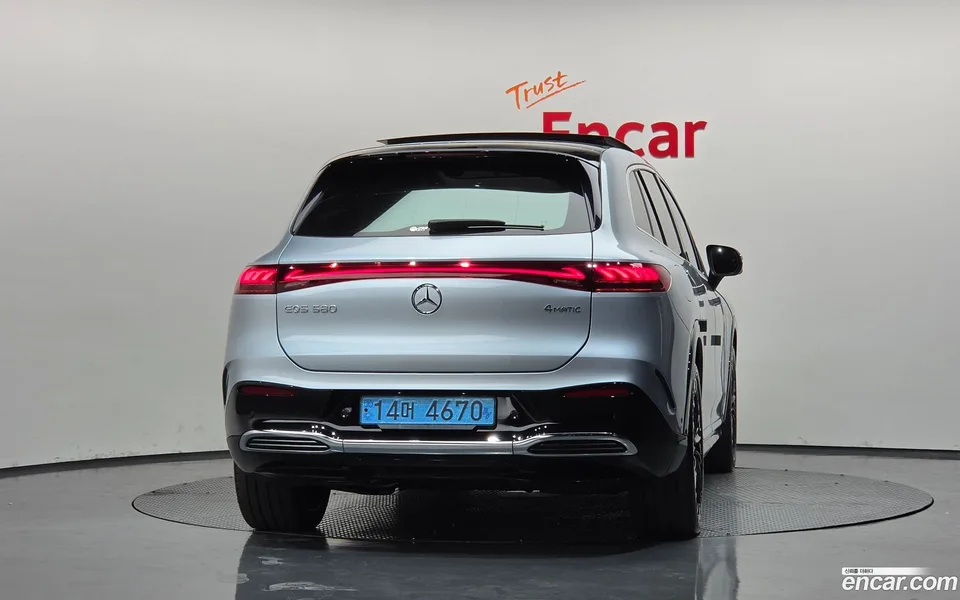 Mercedes-Benz EQS SUV EQS580 4MATIC 2023 — thumbnail 4