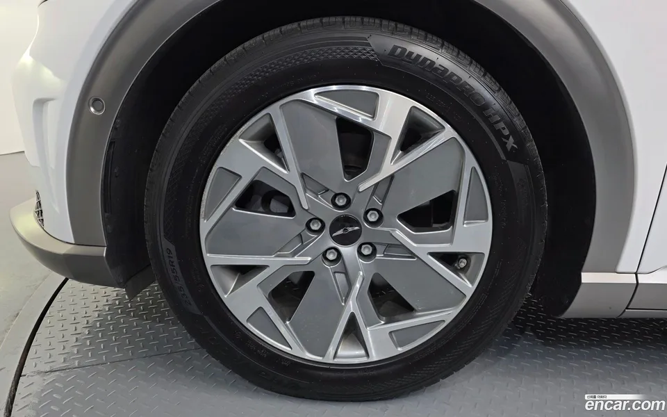 Genesis GV60 2023 — thumbnail 2
