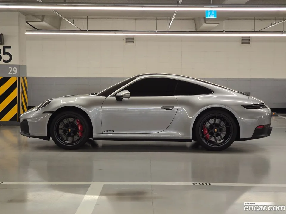 Porsche 911 (992) 4 GTS 2025 — thumbnail 3