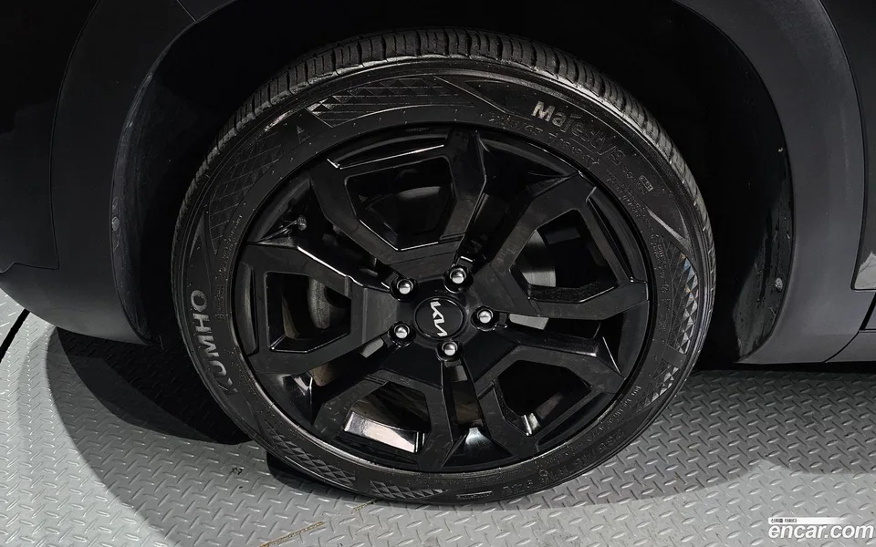 Kia Seltos 1.6 4WD 2024 — миниатюра 2