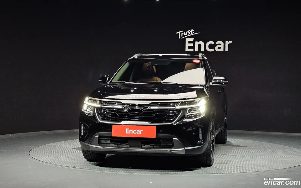 Kia Seltos 1.6 4WD 2024 — миниатюра 3