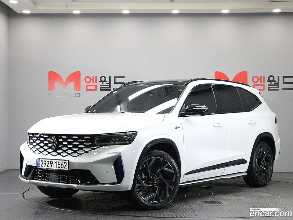 Renault Samsung Grand Koleos 1.5 E-TECH 2WD 2025 — photo 1, buy with delivery to Moscow