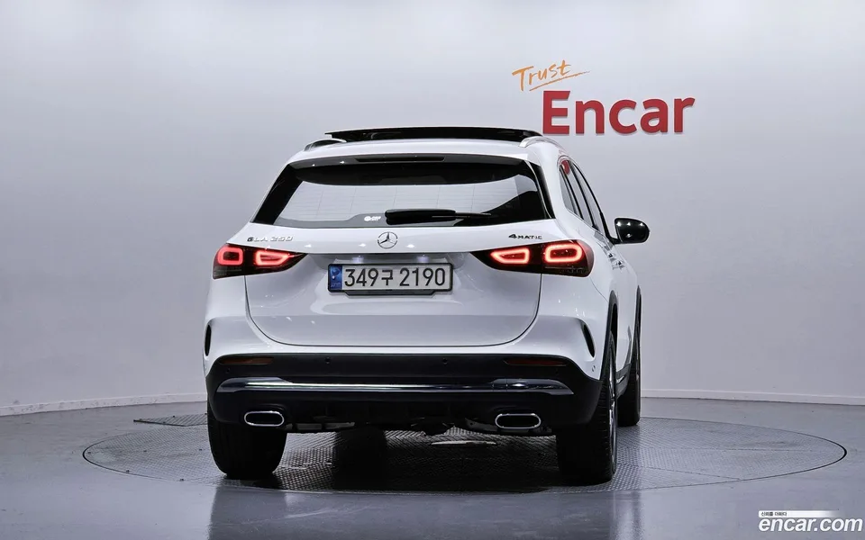 Mercedes-Benz GLA-Class GLA250 4MATIC 2023 — thumbnail 4