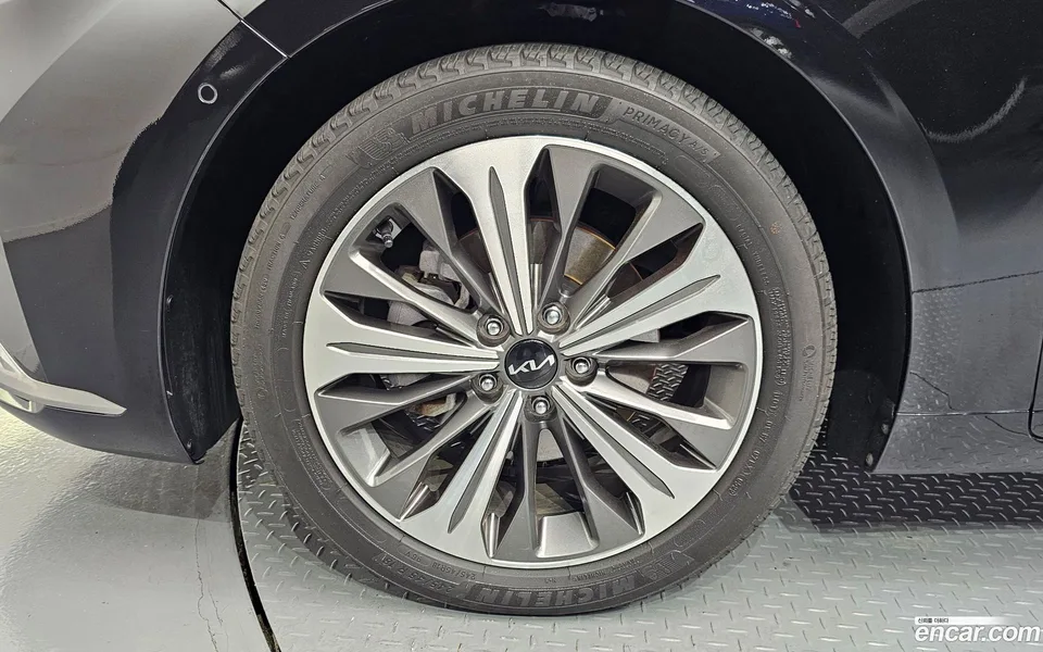 Kia K8 Hybrid 2022 — thumbnail 5