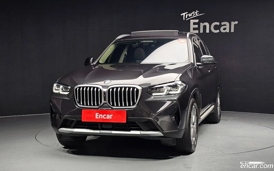 BMW X3 xDrive 20i 2024 — thumbnail 3