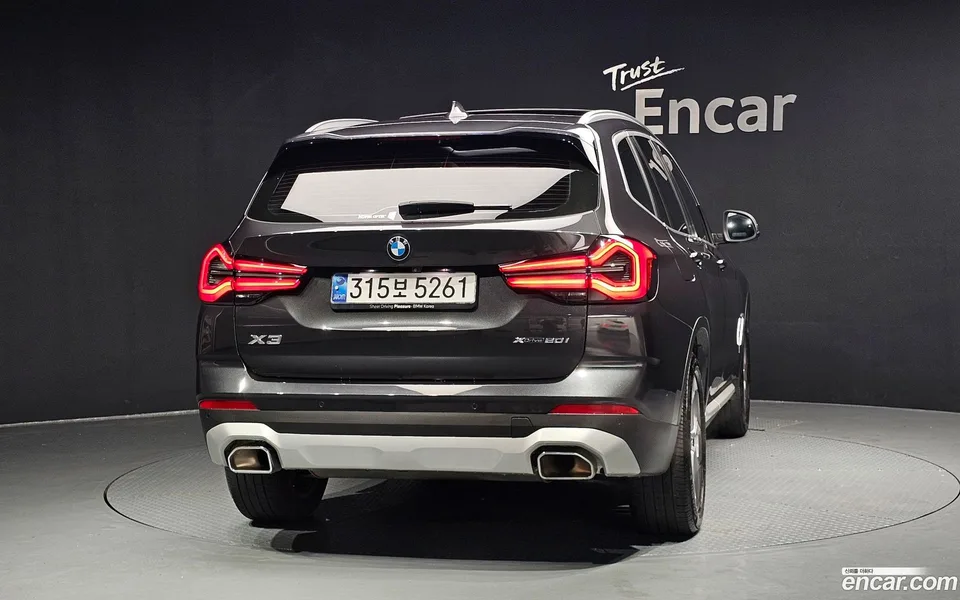 BMW X3 xDrive 20i 2024 — thumbnail 4