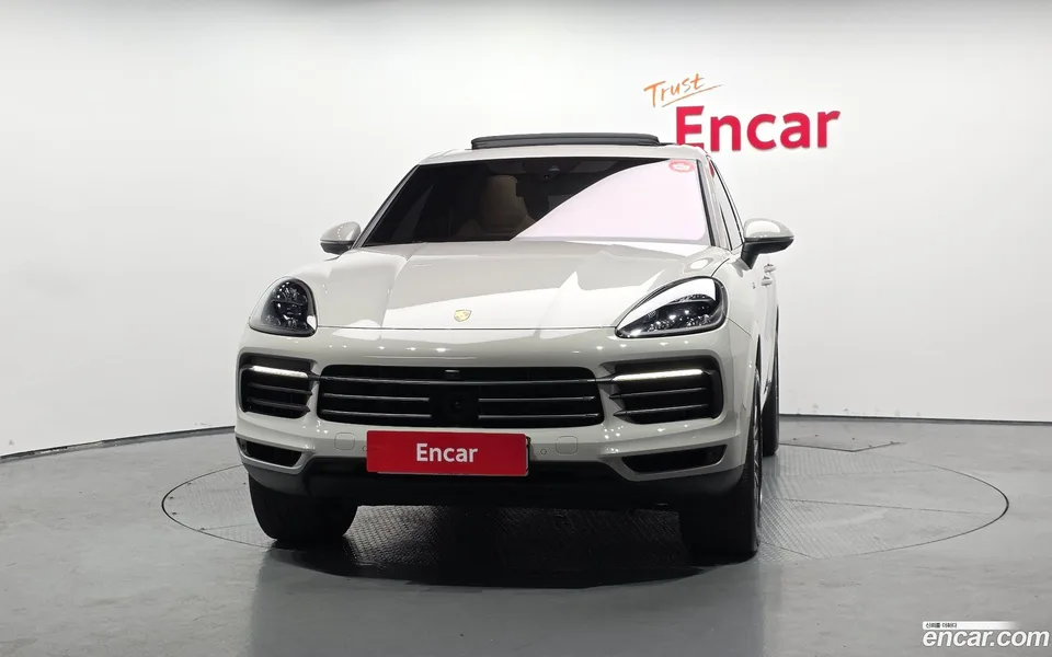 Porsche Cayenne 3.0 2023 — thumbnail 3