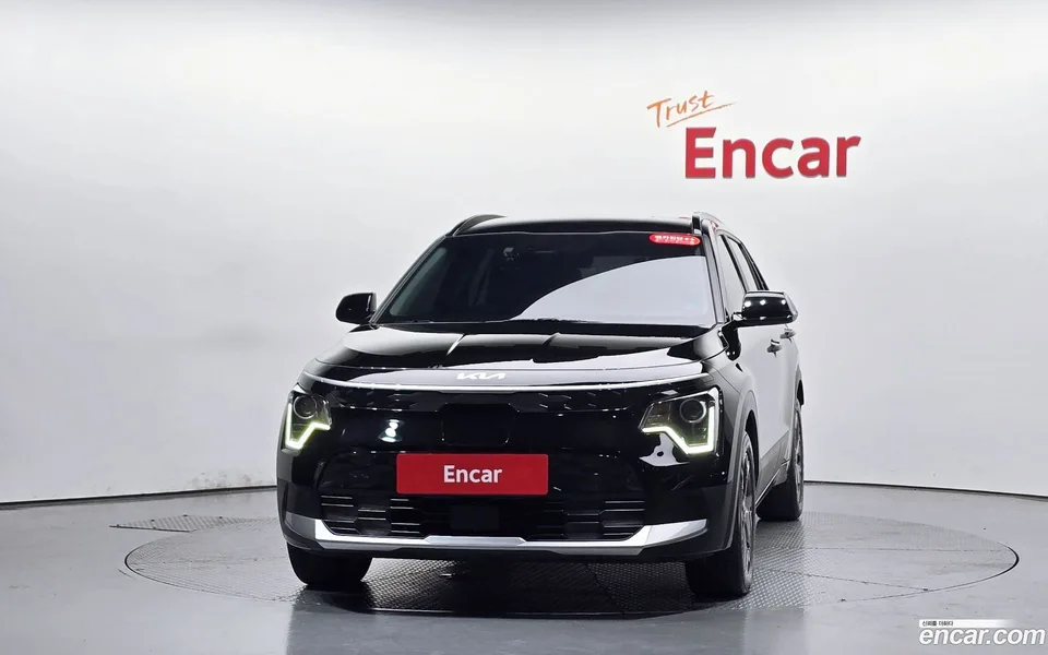 Kia Niro EV 2023 — thumbnail 3