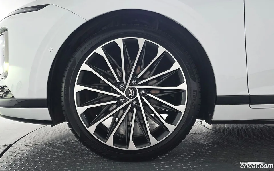 Hyundai Grandeur Hybrid 2023 — thumbnail 2