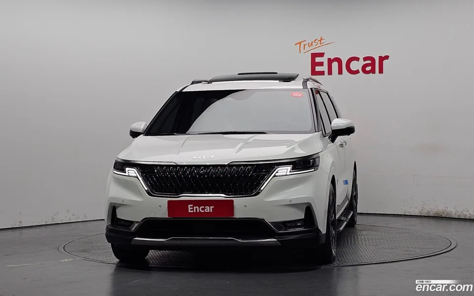Kia Carnival 9 2022 — thumbnail 3