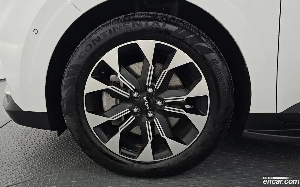 Kia Carnival 9 2022 — thumbnail 5