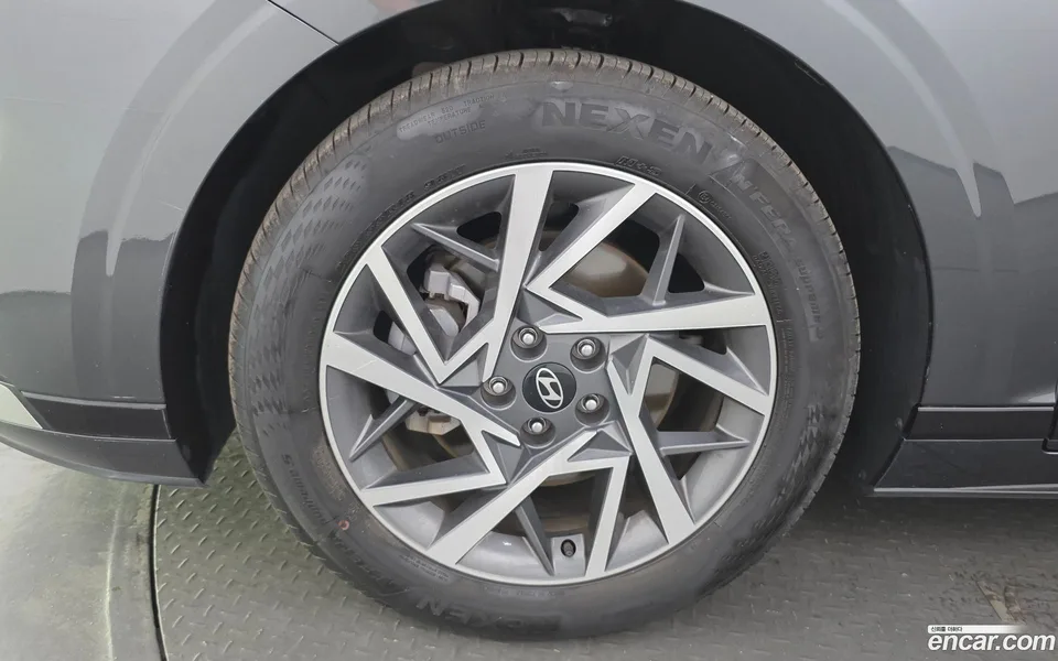 Hyundai Grandeur 2.5 2WD 2024 — thumbnail 2