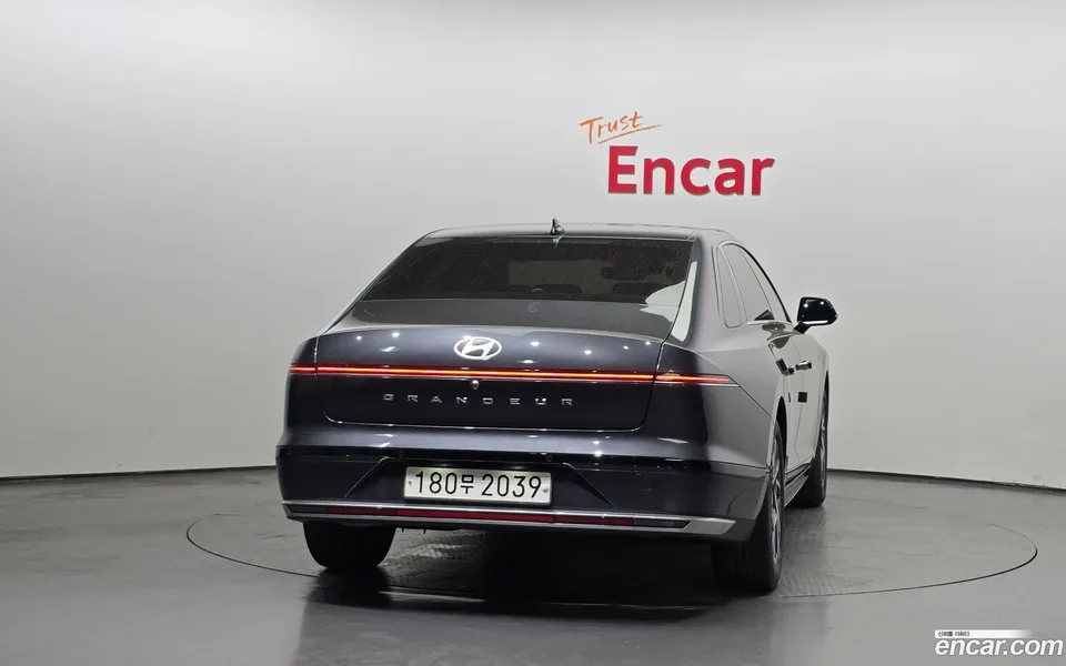 Hyundai Grandeur 2.5 2WD 2024 — thumbnail 4