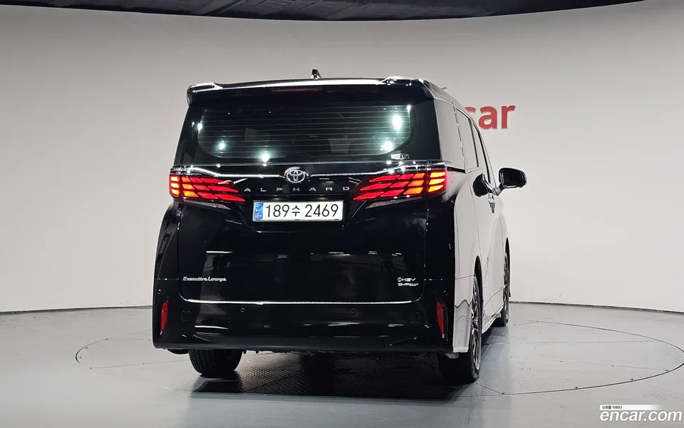 Toyota Alphard 2.5 HEV AWD 2023 — thumbnail 4