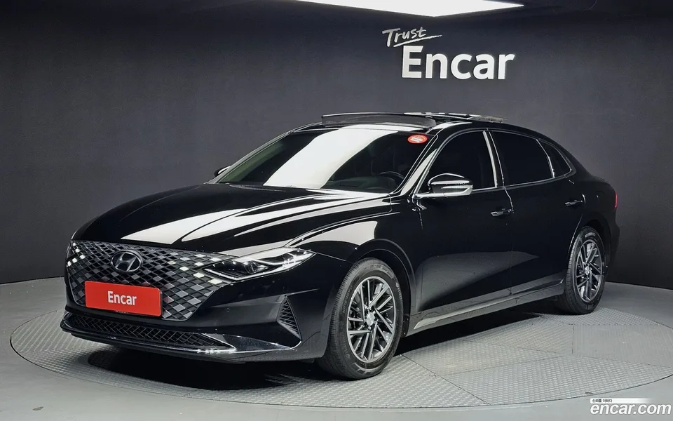Hyundai Grandeur IG 2.5 2022 — photo 1, buy with delivery to Moscow