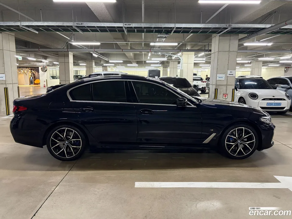 BMW 5 Series 530i M 2022 — thumbnail 5