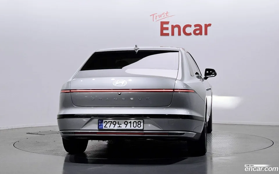 Hyundai Grandeur 2.5 2WD 2023 — thumbnail 4