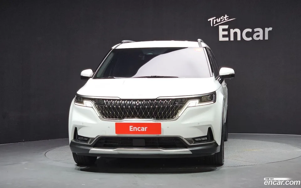 Kia Carnival 9 2022 — thumbnail 3