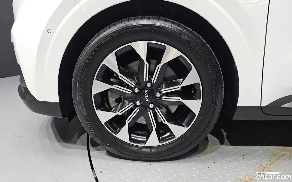 Kia Carnival 9 2022 — thumbnail 5